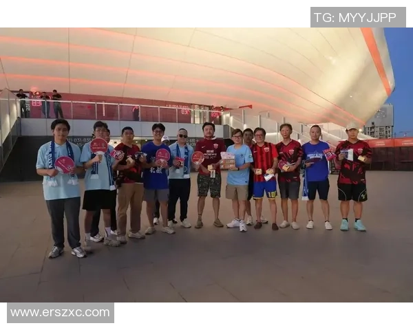 深圳足球队状态变革引发热议球迷期待新篇章的崛起与挑战